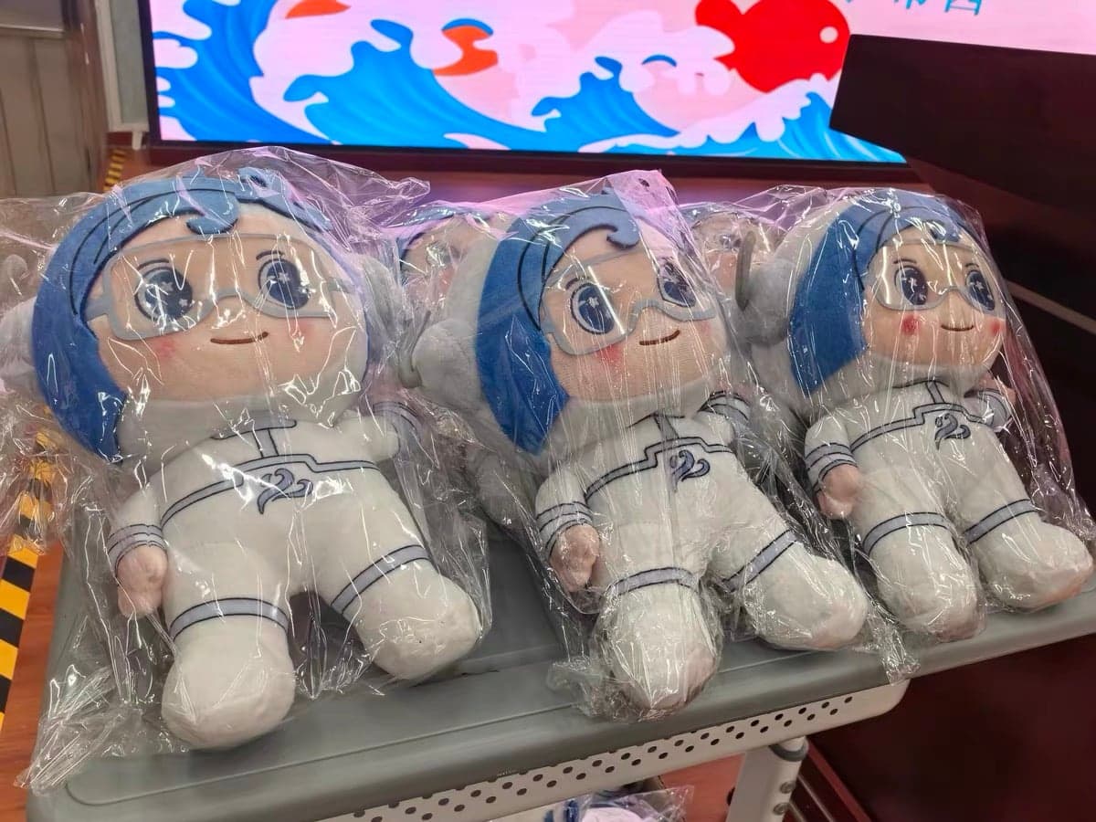 Custom giant plush - customer case 10